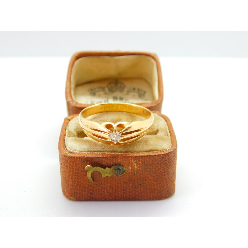 Victorian 18ct Yellow Gold 0.1ct Diamond Solitaire Ring 1893 Birmingham Antique