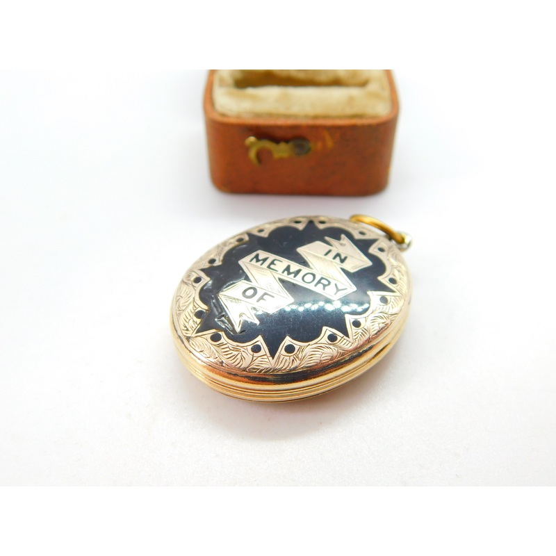 Victorian 9ct Gold Back & Front 'In Memory Of' Mourning Locket c1860 Antique