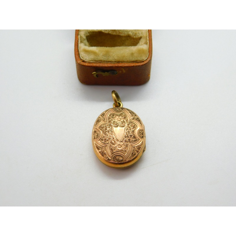 Victorian 9ct Rose Gold Back & Front Floral Sweetheart Locket c1890 Antique