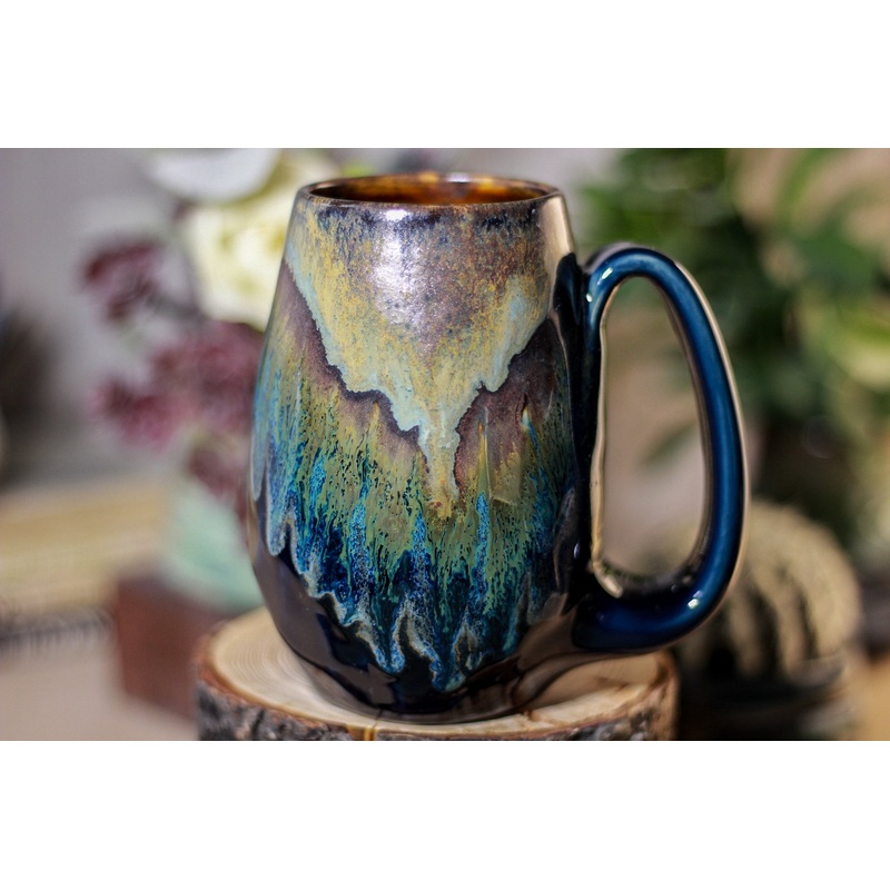 05-B Copper Agate Notched Crystal Mug - TOP SHELF, 14 oz.