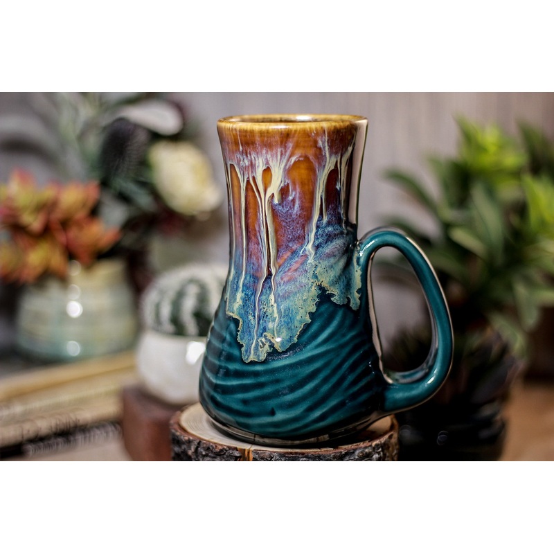05-D New Wave Barely Flared Textured Mug - TOP SHELF, 18 oz.
