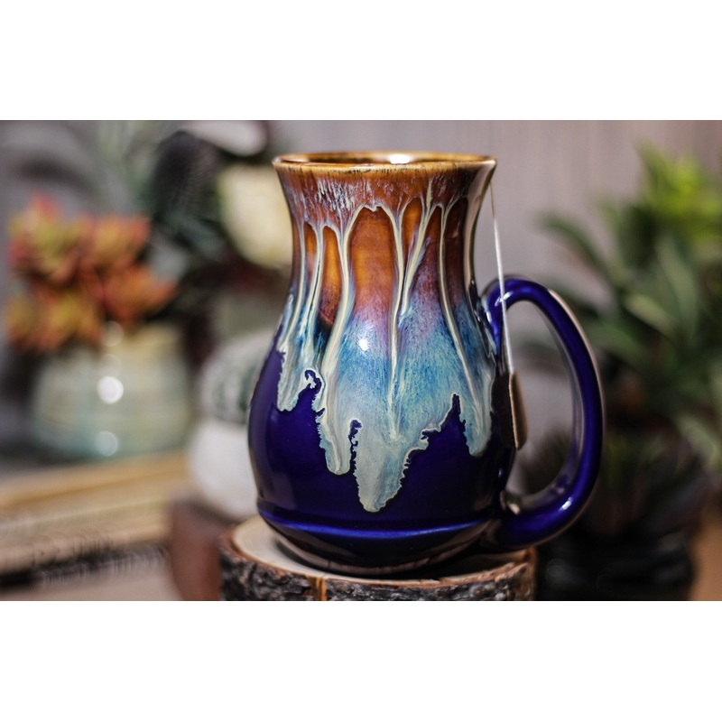 07-D New Wave Barely Flared Notched Acorn Mug TOP SHELF +, 18 oz.
