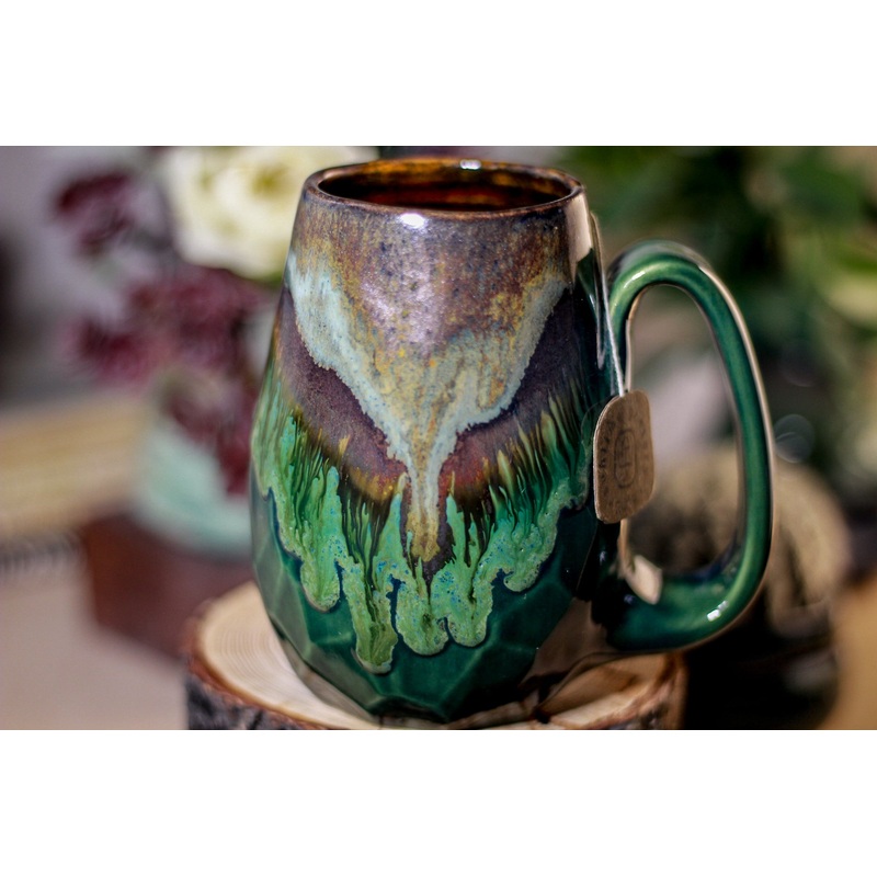 08-B Copper Agate Notched Crystal Mug - TOP SHELF, 14 oz.