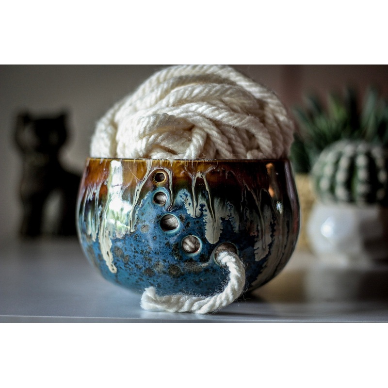 13-D New Wave Yarn Bowl - TOP SHELF