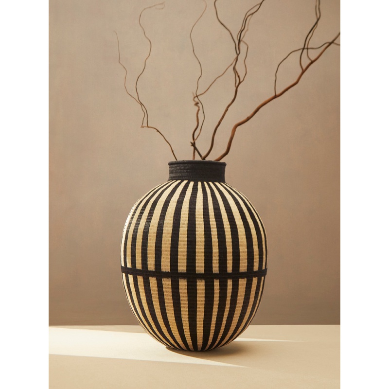 Rayos Handwoven Werregue Palm Extra Large Basket