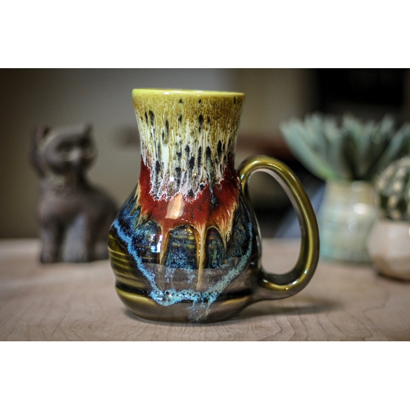 02-A Blood Moon Barely Flared Textured Acorn Mug - TOP SHELF, 20 oz.