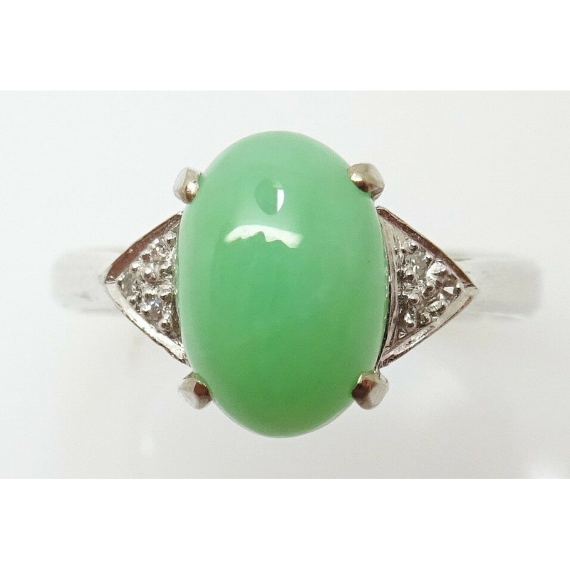 14K Gold Oval Jade Ring with Diamonds (#J3288)