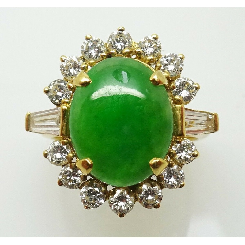 18k Gold Oval Jade Ring with .33ct Diamonds (#J3453)
