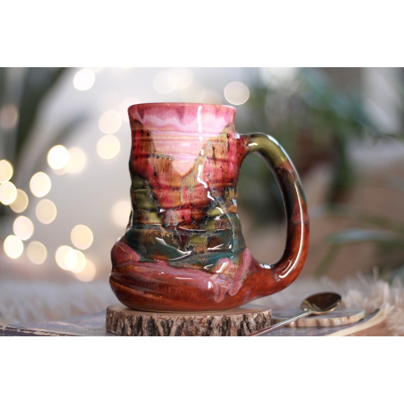 08-B Strawberry Hills Textured Divot Mug, 17 oz.