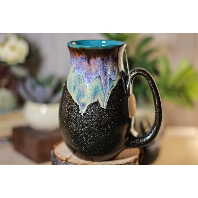 08-D Electric Wave Barely Flared Notched Mug, 18 oz