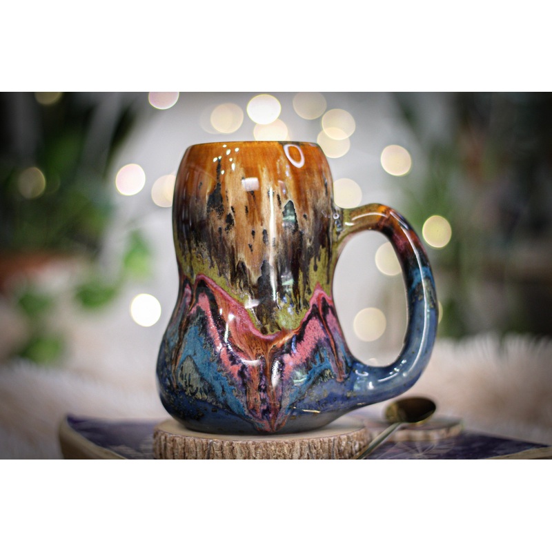 11-B Molten Cheetah Variation Gourd Mug, 20 oz.