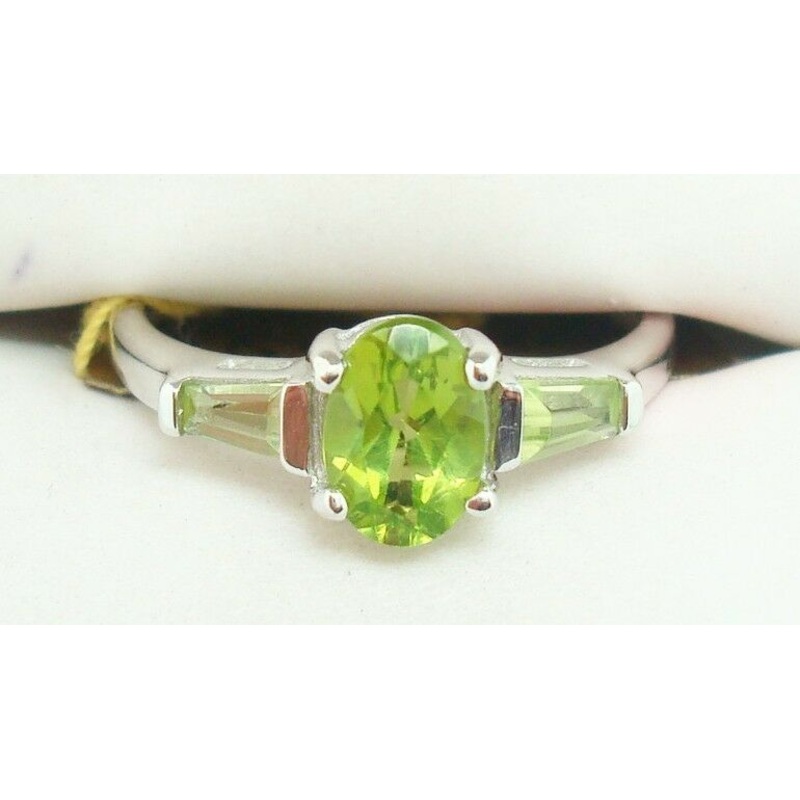 14K Gold 1.20ct Oval Genuine Natural Peridot Ring with Side Peridots (#J2362)