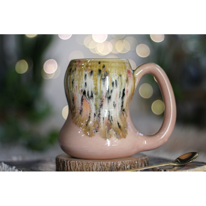 21-E Granny's Lace Mug, 15 oz.