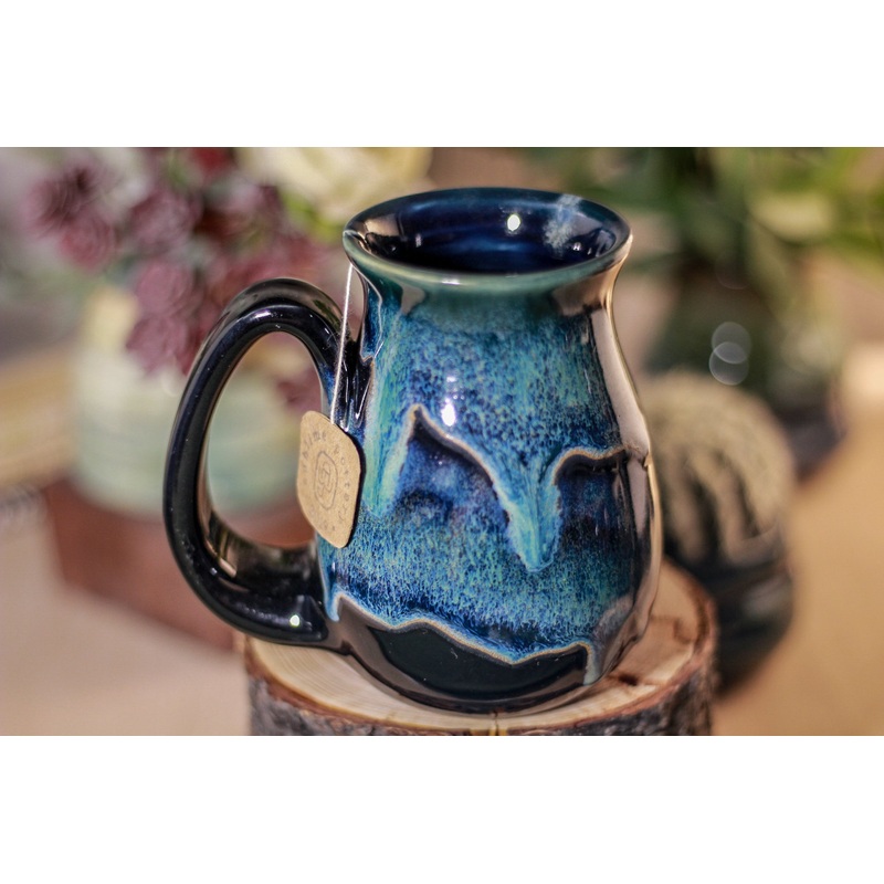 25-E Boreal Aurora Barely Flared Notched Mug, 12 oz.