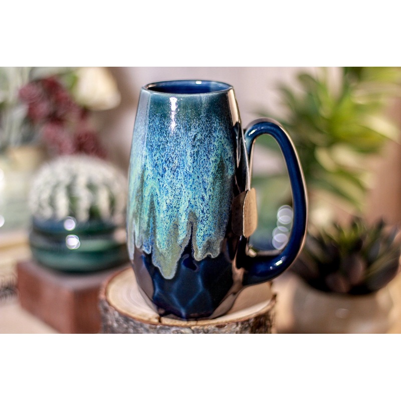 33-E Boreal Bliss Notched Crystal Mug, 13 oz.