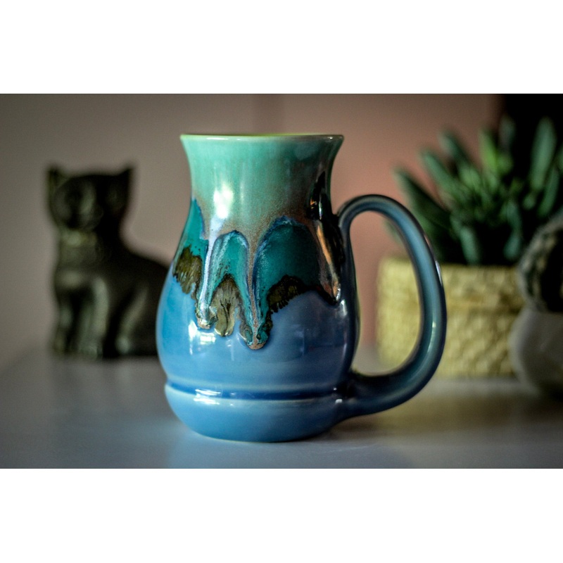 05-C Sonora Flared Acorn Mug, 18 oz.