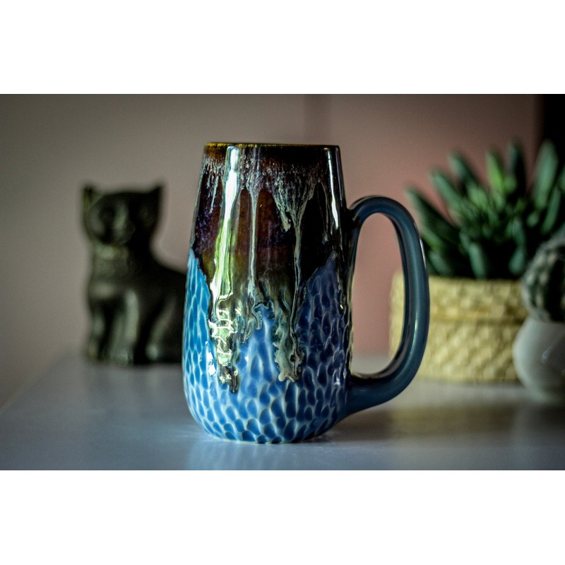 08-D New Wave Textured Mug, 18 oz.