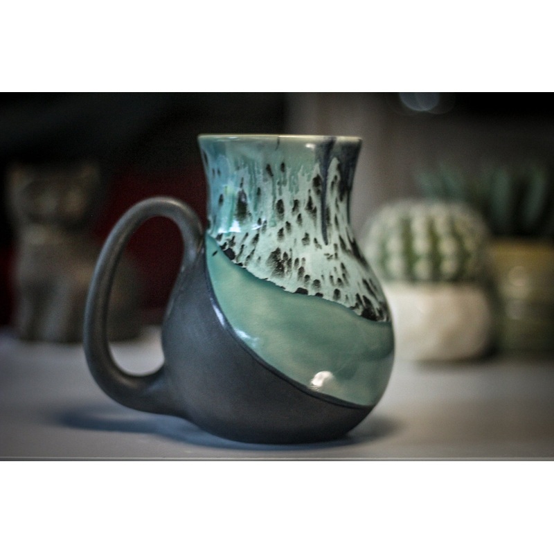 07-D PROTOTYPE Flared Mug, 19 oz.