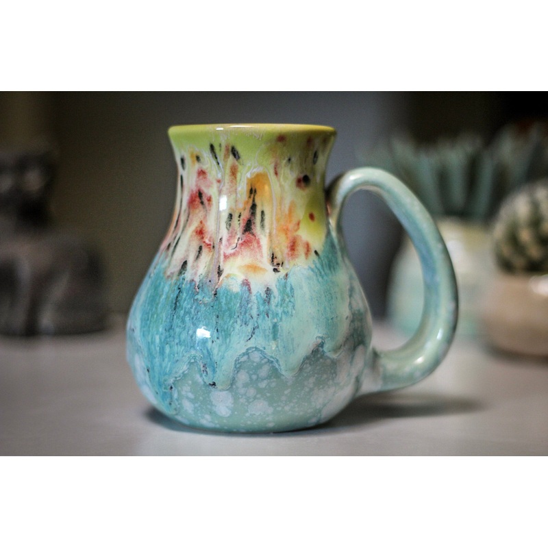 09-D PROTOTYPE Flared Mug, 18 oz.