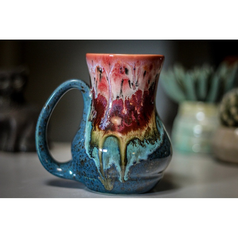 11-A Coral Mountain Meadow Barely Flared Acorn Mug, 17 oz.