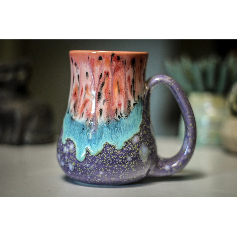 13-D Coral Meadow Barely Flared Mug, 17 oz.