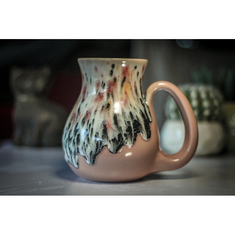 15-D Grandma's Lace Flared Mug, 18 oz.