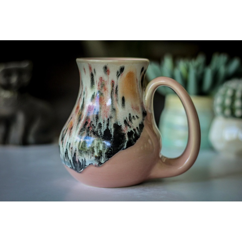 16-D Grandma's Lace Flared Mug, 17 oz.