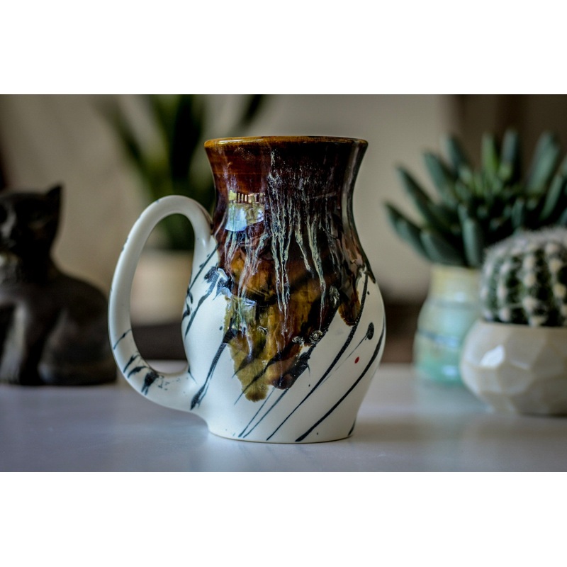 17-D New Wave/ Corona Flow Flared Mug, 17 oz.