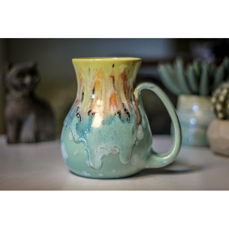 18-D PROTOTYPE Flared Mug, 19 oz.