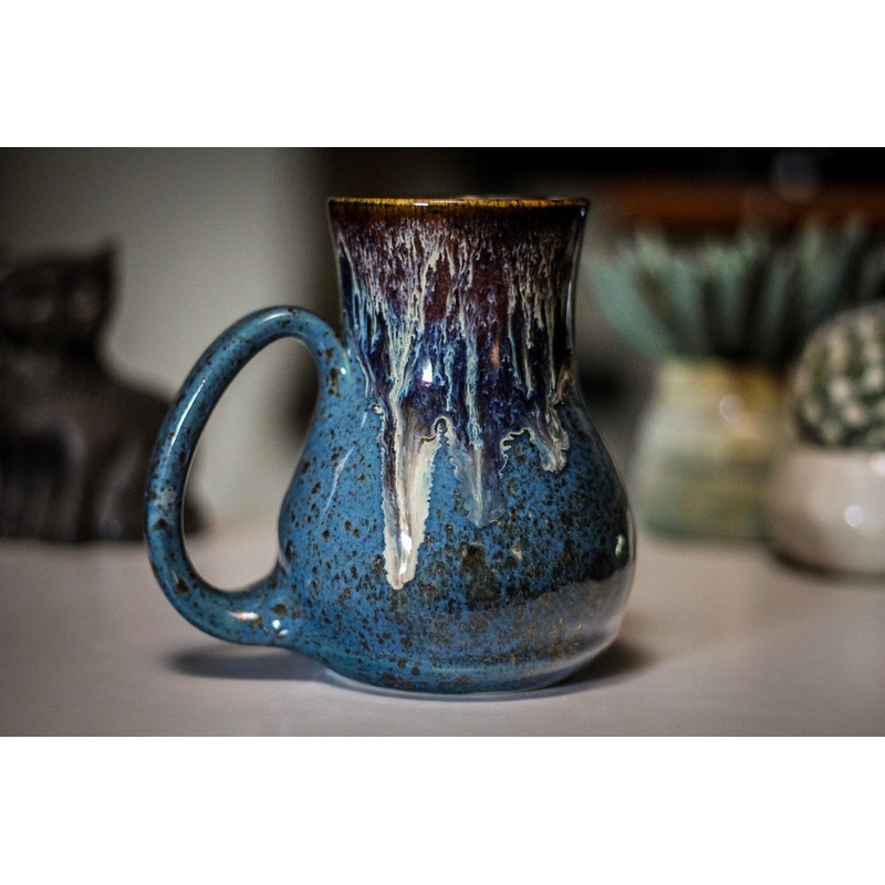 20-D New Wave Barely Flared Acorn Mug, 20 oz.