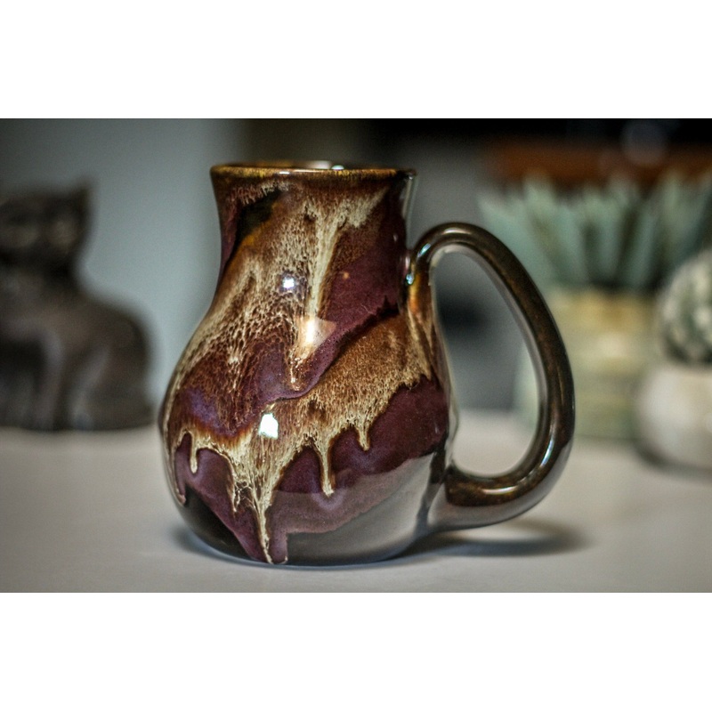 24-E Molten Beauty Barely Flared Mug, 18 oz.