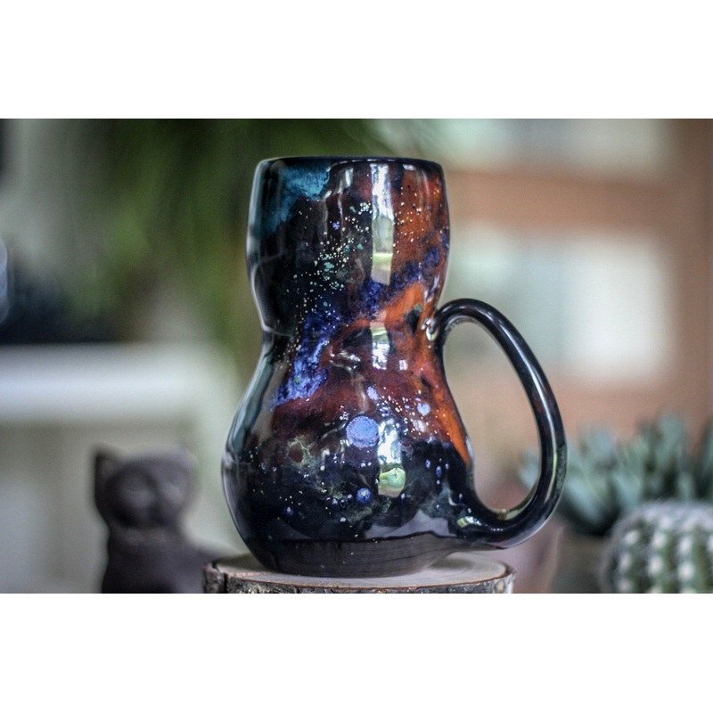 27-A Rainbow Stellar Gourd Mug, 22 oz.
