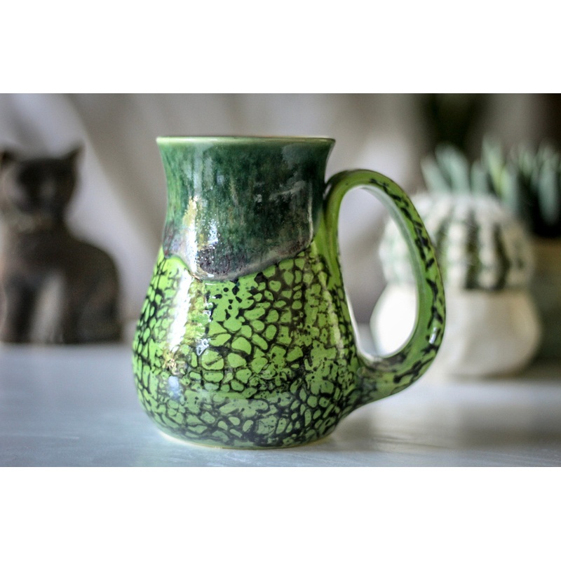 30-D Lizard King Flared Mug, 15 oz.