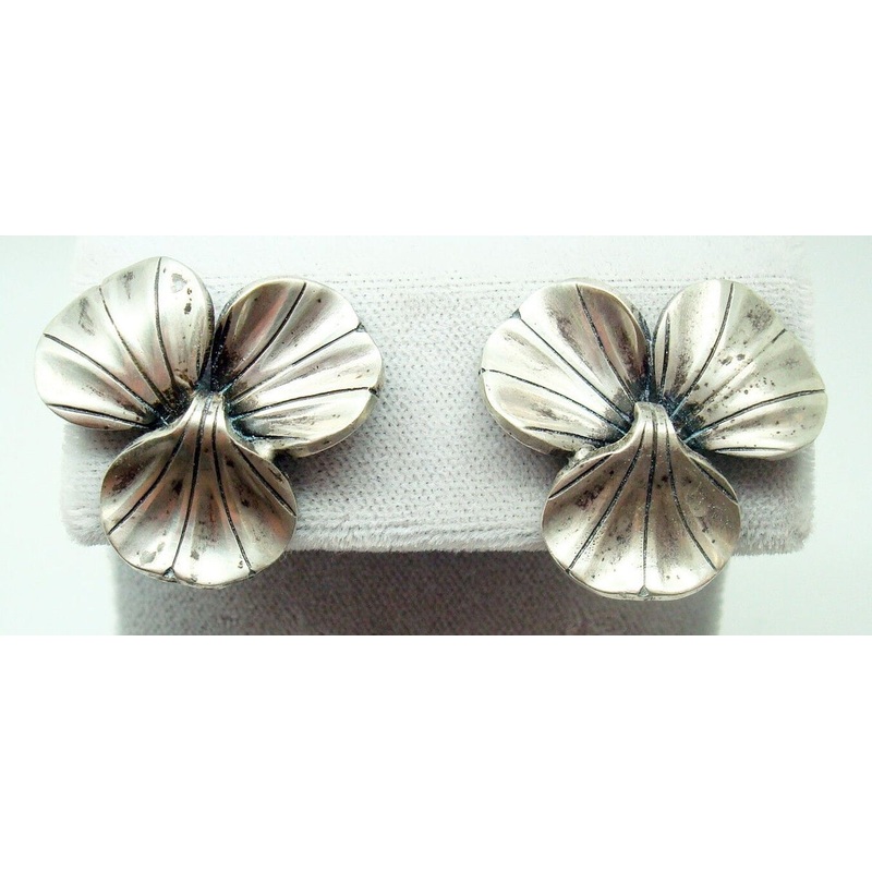 La Paglia International Sterling Leaf Earrings #239 (#J3101)