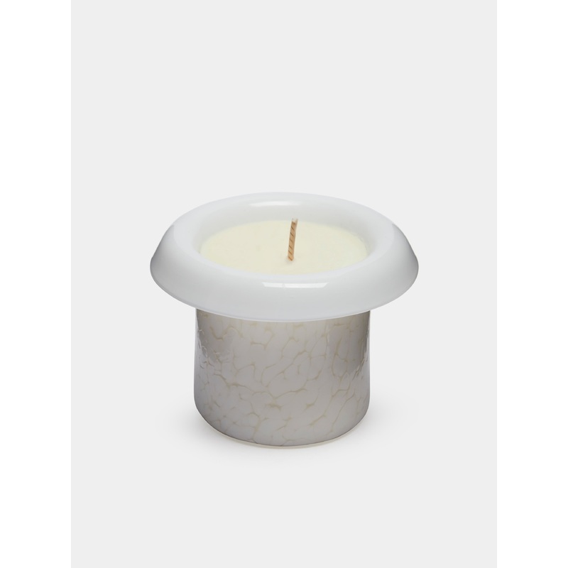 600 Hand-Poured Scented Candle